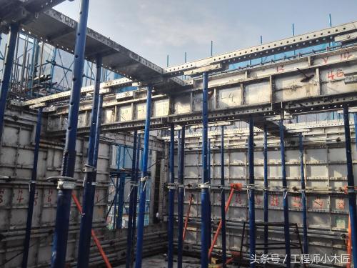 加固施工現(xiàn)場(chǎng)